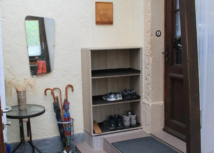 Lägenhet Schlossblick Keine Montagewohnung *